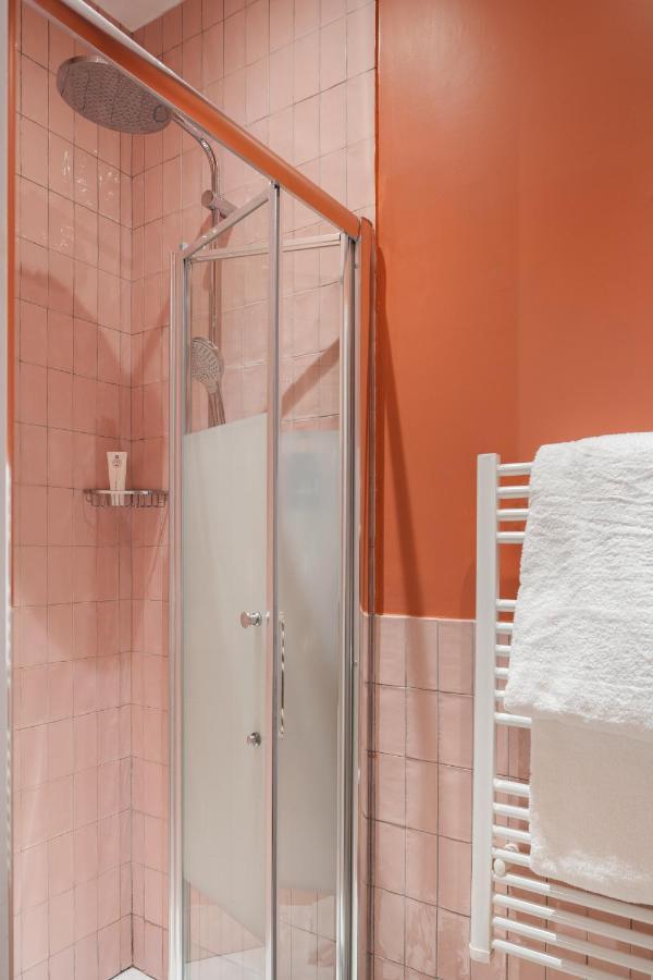 Edgar Suites Martyrs - Loft Paris Exteriör bild